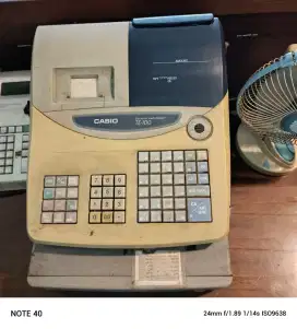 Banyak barang2 yg mau dijual