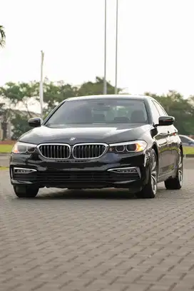Mewah & Gagah !! BMW 520i Luxury 2018 (G30)