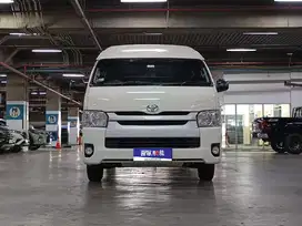 Toyota Hiace 2.5 Commuter Manual MT Diesel 2022 Putih 16 Seat KM 21RB
