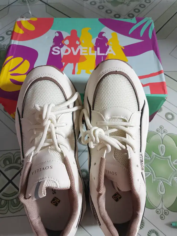 Sneakers sepatu wanita sovella marsha