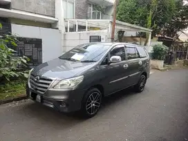 Toyota Kijang Innova 2015 Bensin