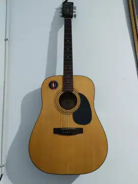 Jual gitar masih mulus