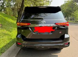 Di jual cepat Fortuner gr2.4 nik 21 reg 22