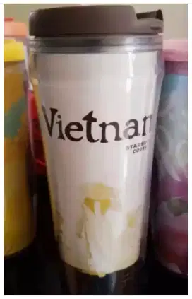 Koleksi gelas edisi Vietnam