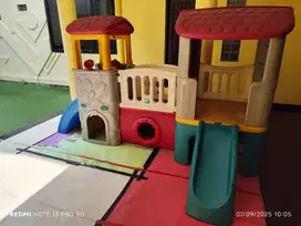 Playhouse Merk Lerado Seri Deluxe