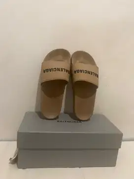 Sendal Balenciaga size 39 coklat