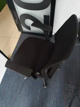 Kursi kantor informa