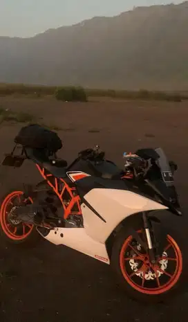 KTM RC 200 2016