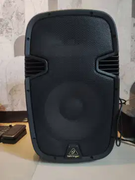 Speaker aktif Behringer PK 112A