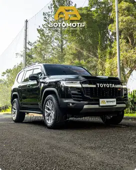 Toyota Land Cruiser 300 GR Sport 2023 Black