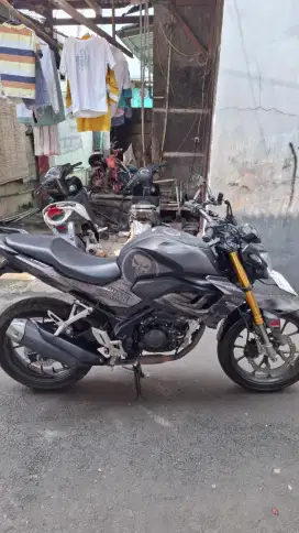 CB150R 2023 (like New)