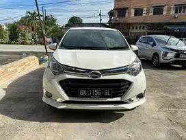 DAIHATSU SIGRA 1.2 R DELUXE MANUAL PUTIH 2017