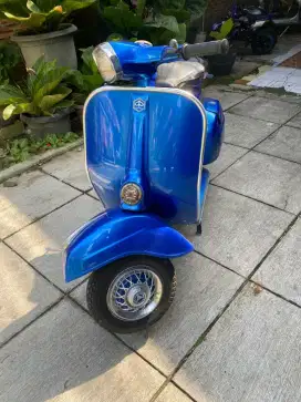 dijual vespa super tahun 78