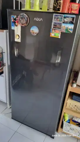 Kulkas Aqua 1 pintu