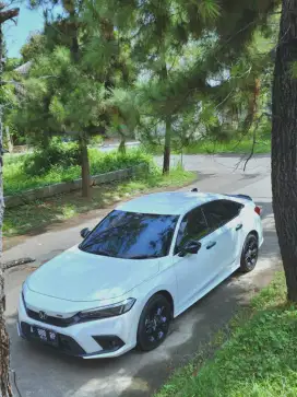 CIVIC RS LOW KM