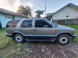 Chevrolet Blazer 1998 Bensin