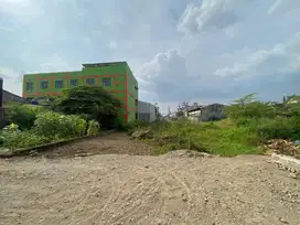 KAVLING ISTIMEWA DEKAT JALAN RAYA