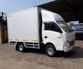 [Mobil Baru] DP 10 JT Isuzu Traga Box Baru 2025