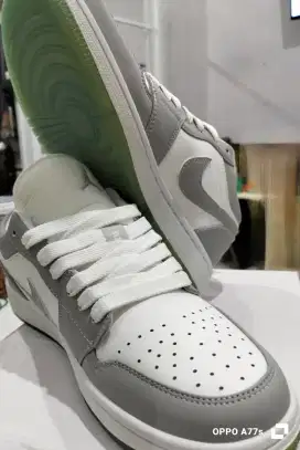 Nike Air Jordan 1 Low Miror