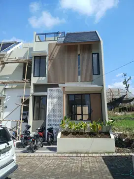 Villa Batu Malang Area Wisata Bunga dan Alun-Alun Kota Batu