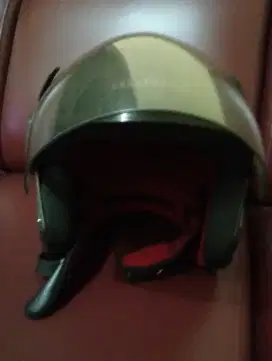 Helm PCX bekas pakai