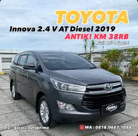 LOW KM Toyota Innova V Diesel AT 2019