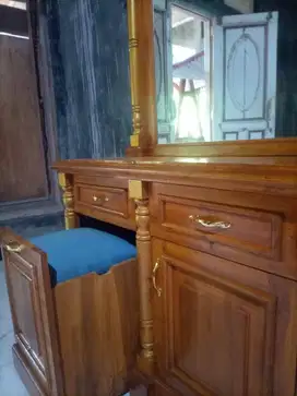 Meja rias dan ayunan bisa kirim mentah dan matang, asli kayu jati