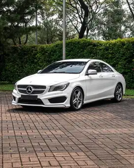 Mercedes-Benz CLA200 AMG Line 2015