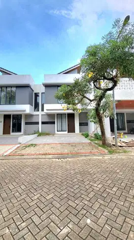 Rumah Modern Minimalis Siap Huni di Discovery Aluvia