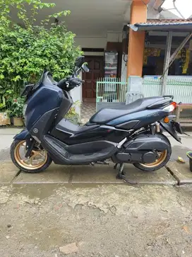 Yamaha nmax conected