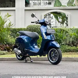 VESPA PRIMAVERA S 150 IGET ABS LED Tahun 2022 WARNA BLUE ESTROVERSO