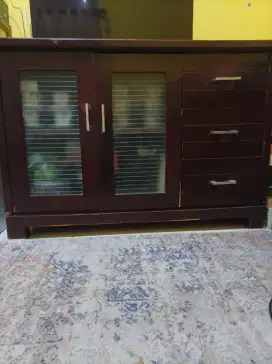 Lemari TV bahan kayu