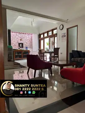 Rumah 2 Lantai Minimalis Dijual Cepat di Sektor 5 Bintaro UT-15359