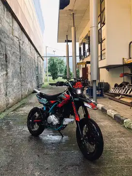 yamaha WR155 supermoto