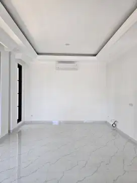 Dijual Rumah bergaya American Classic  di BSD City