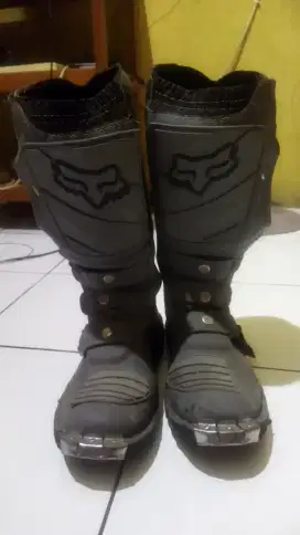 Sepatu Trail merk COMP5