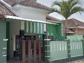 Rumah Di Perum Mangesti Raya