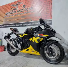 Seperti baru! SUZUKI GSX R KEYLESS 2017 Pajak Panjang GSXR S bandit