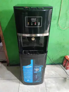 Dispenser merek GEA