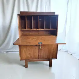 restock 
Restorasi Meja Belajar jadul 
jati tua
T123cm P82cm L40cm