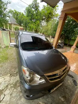 Jual Mobil Bekas Avanza 2011 Manual milik Pribadi
