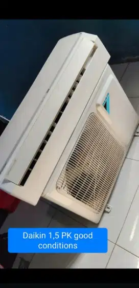 AC Daikin ukuran 1,5 PK orsinil