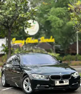 BMW Seri 320i Sport N20 cc2.0 CKD F30 A/T 2015