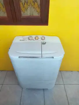 Mesin cuci SHARP 7kg jos