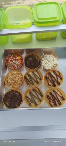 Berjualan keliling