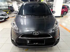 Toyota Sienta V 1.5 AT Tahun 2017/2018