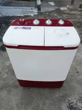 Mesin cuci 2 tabung SANKEN 8,5 kg