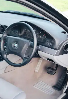 BMW E39 2003 | 520i Double Vanos | Low Km
