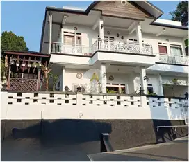 Dijual rumah kost kosan dan tempat usaha salon dekat Kampus UPI
