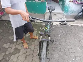 Sepeda MTB United Patrol 074